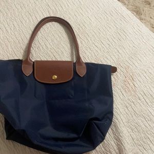 Medium Le Pliage Nylon Shoulder Tote long champ